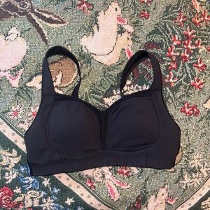 Lululemon high impact sports bra